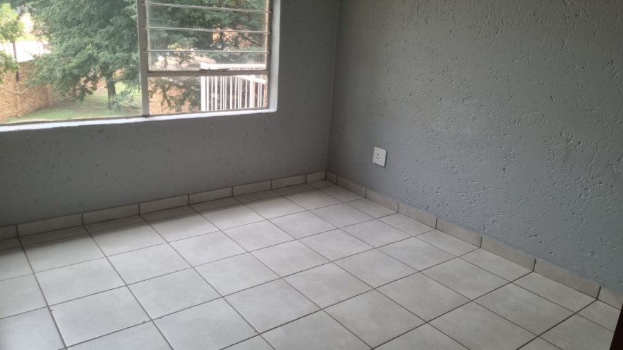 3 Bedroom Property for Sale in Roodepoort Gauteng