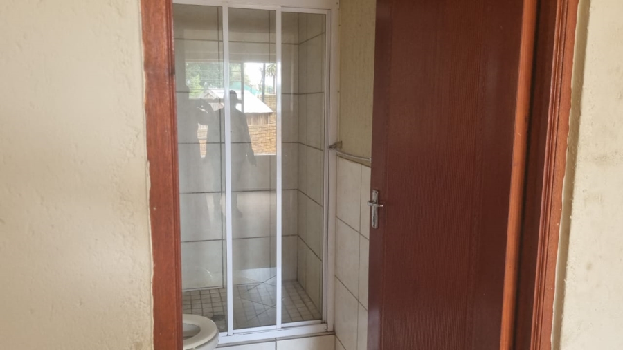 3 Bedroom Property for Sale in Roodepoort Gauteng