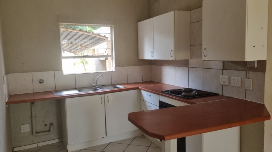 3 Bedroom Property for Sale in Roodepoort Gauteng