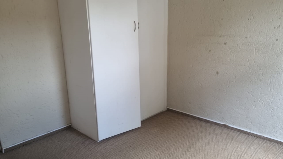 3 Bedroom Property for Sale in Roodepoort Gauteng