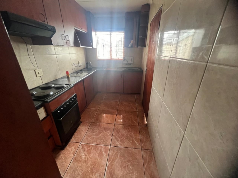 3 Bedroom Property for Sale in Roodekop Gauteng