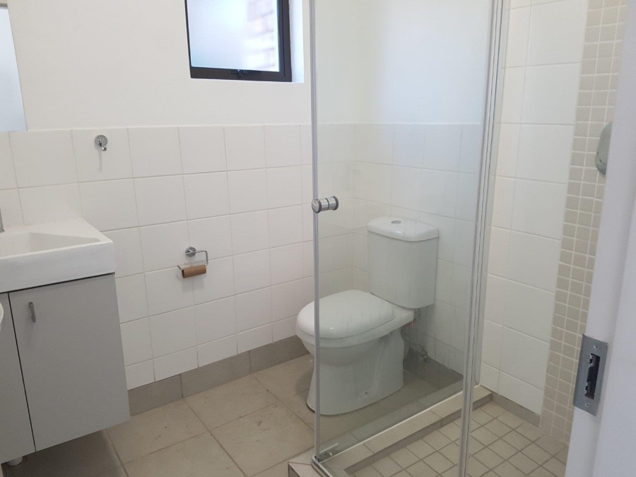 To Let 2 Bedroom Property for Rent in New Redruth Gauteng