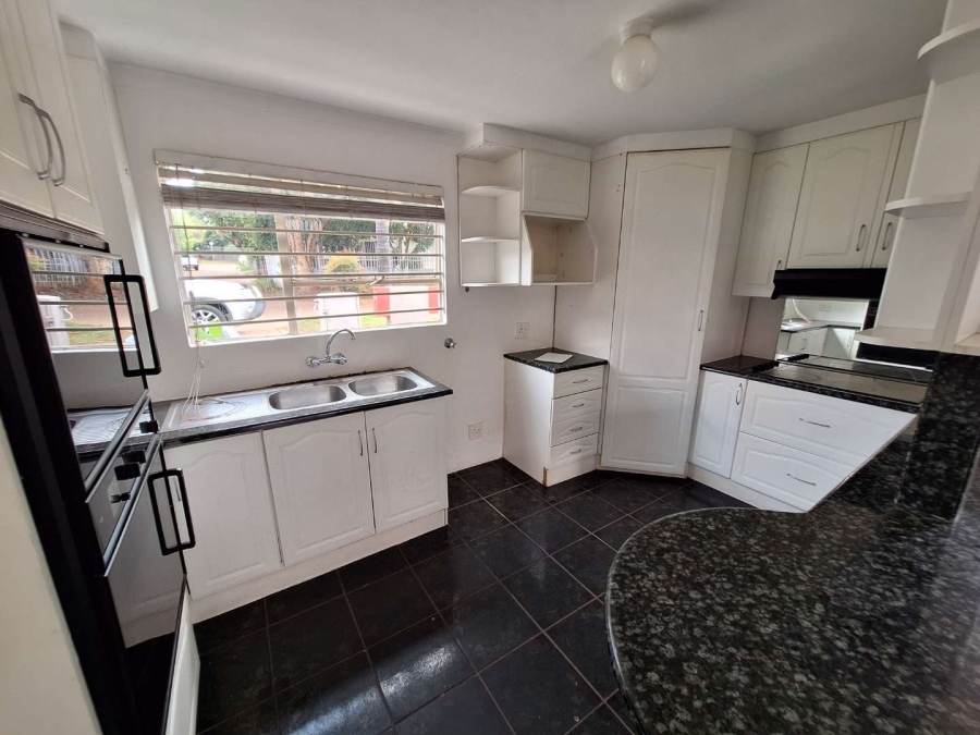 To Let 3 Bedroom Property for Rent in Weltevreden Park Gauteng