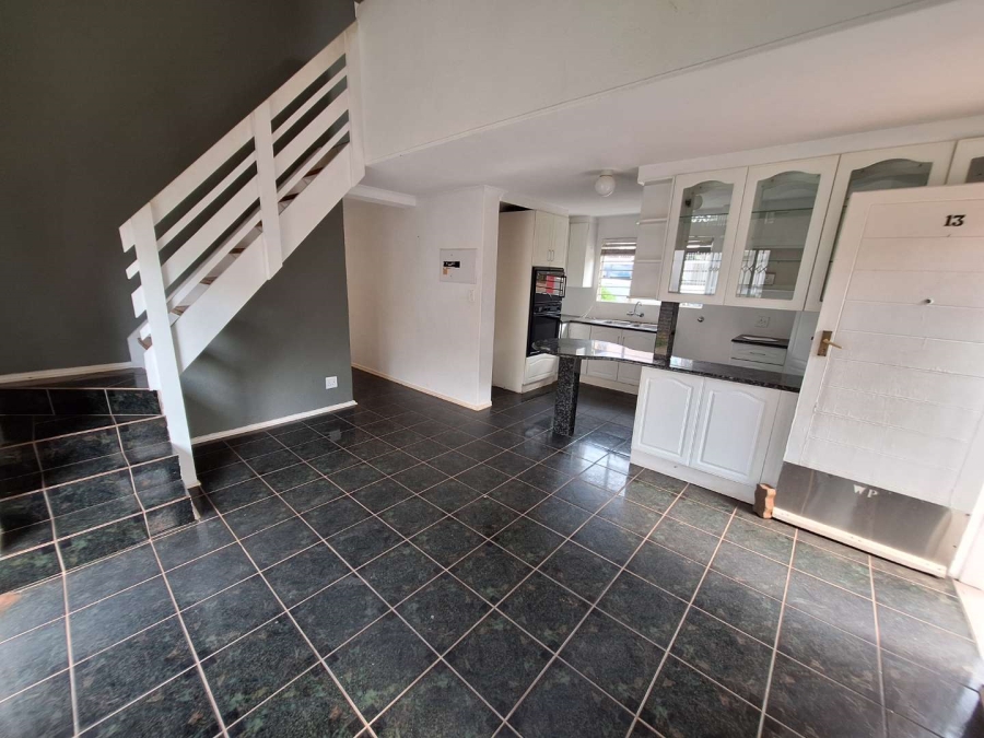 To Let 3 Bedroom Property for Rent in Weltevreden Park Gauteng