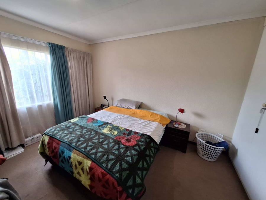 To Let 2 Bedroom Property for Rent in Weltevreden Park Gauteng