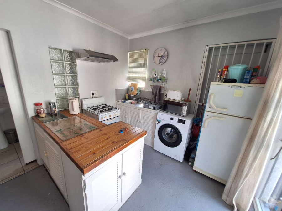 To Let 1 Bedroom Property for Rent in Bordeaux Gauteng