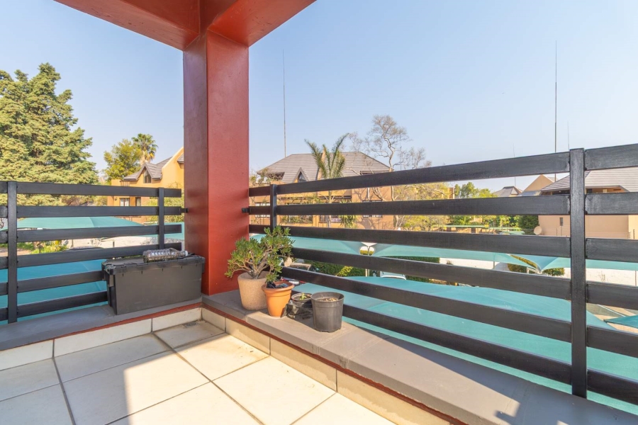 1 Bedroom Property for Sale in Fourways Gauteng