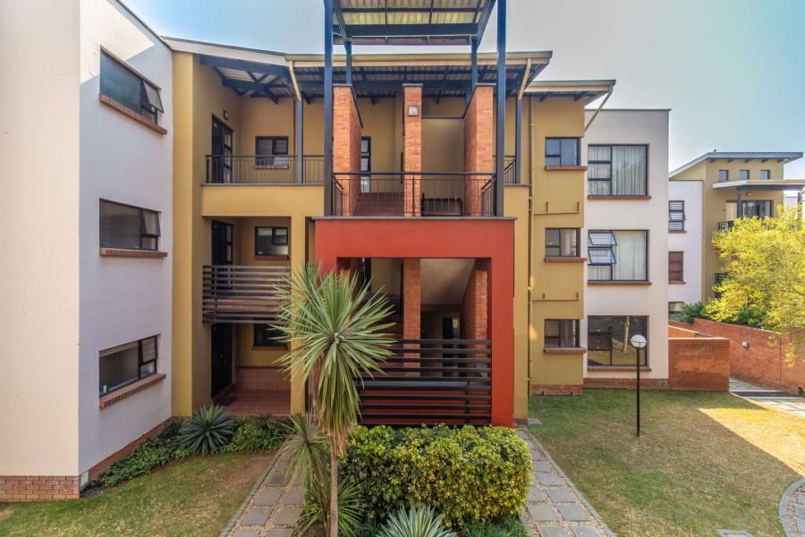 1 Bedroom Property for Sale in Fourways Gauteng