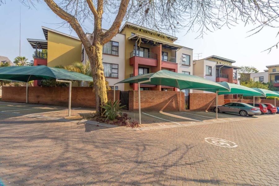 1 Bedroom Property for Sale in Fourways Gauteng