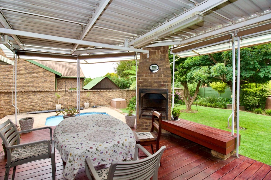 3 Bedroom Property for Sale in Highveld Gauteng