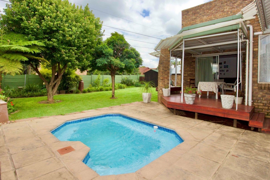 3 Bedroom Property for Sale in Highveld Gauteng