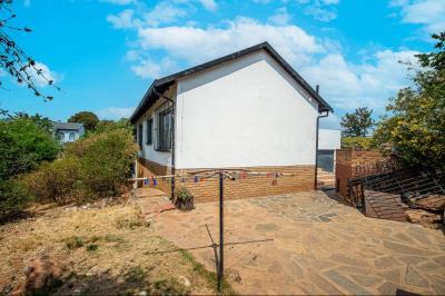 3 Bedroom Property for Sale in Ridgeway Gauteng