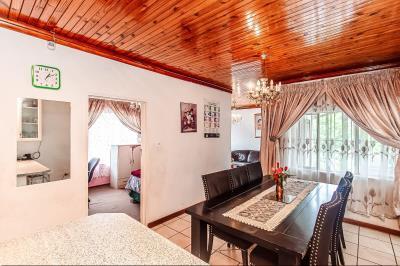 3 Bedroom Property for Sale in Ridgeway Gauteng