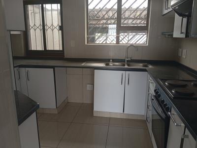 3 Bedroom Property for Sale in Ridgeway Gauteng