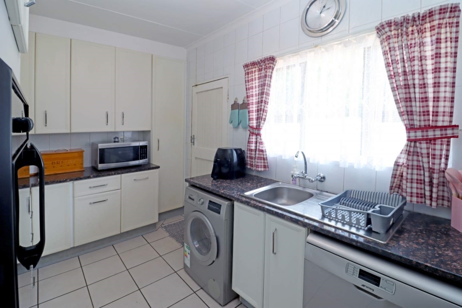 4 Bedroom Property for Sale in Atlasville Gauteng