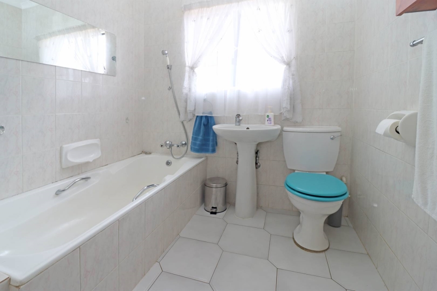 4 Bedroom Property for Sale in Atlasville Gauteng