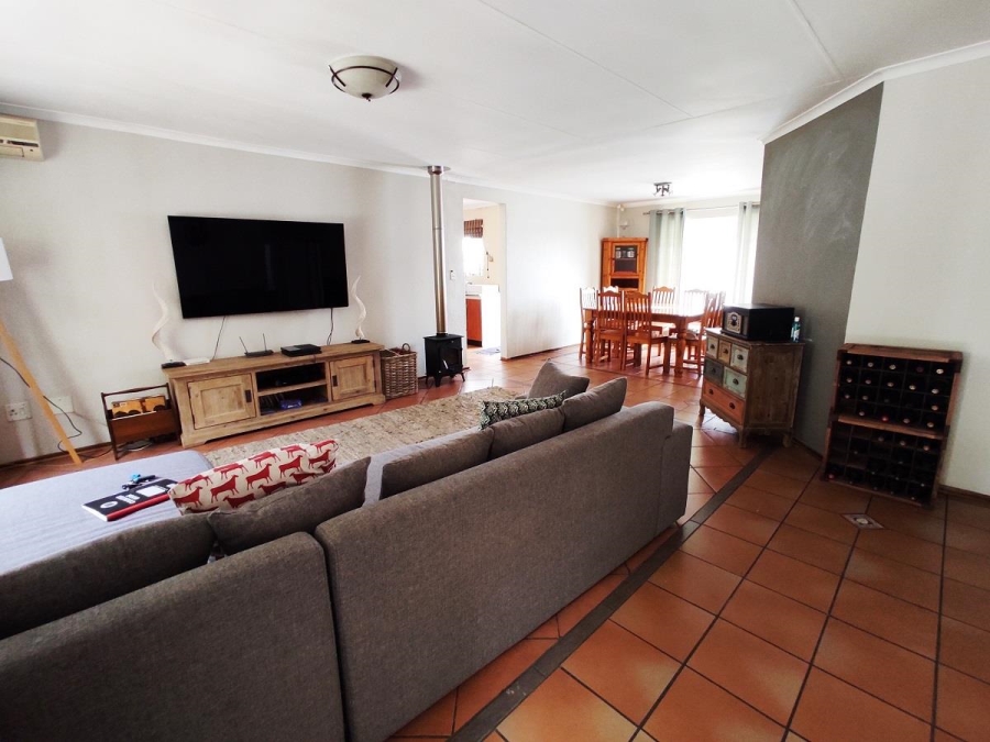 To Let 3 Bedroom Property for Rent in Randpark Gauteng