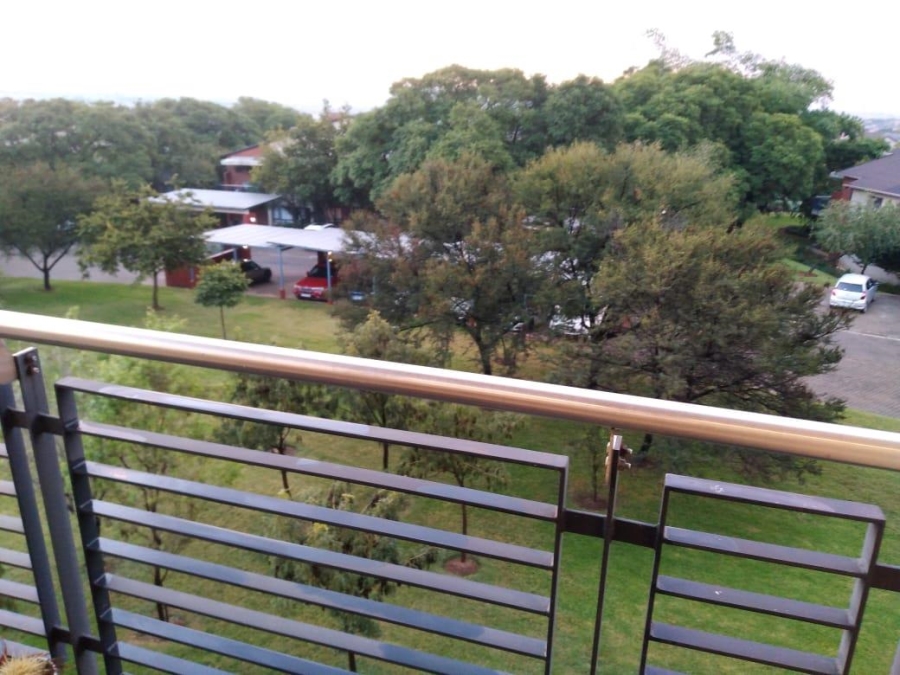 To Let 1 Bedroom Property for Rent in Jackal Creek Golf Estate Gauteng