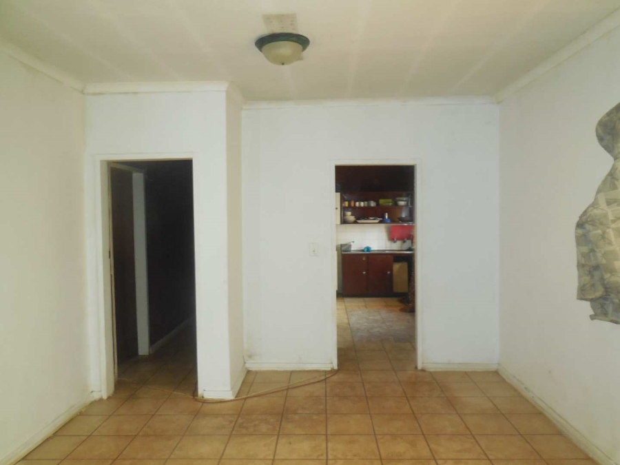 To Let 4 Bedroom Property for Rent in Silverton Gauteng