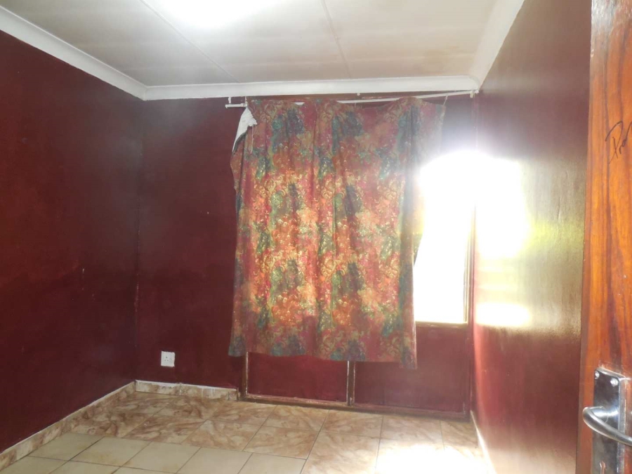 To Let 4 Bedroom Property for Rent in Silverton Gauteng