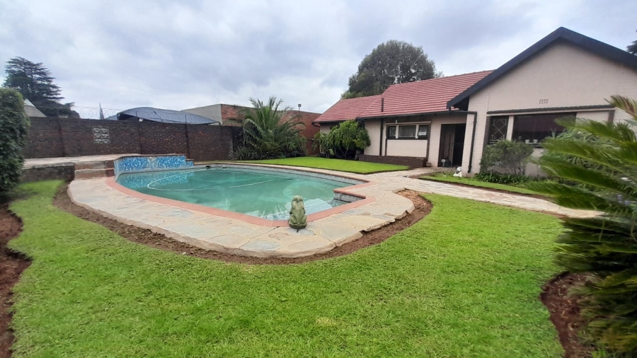 3 Bedroom Property for Sale in Edleen Gauteng