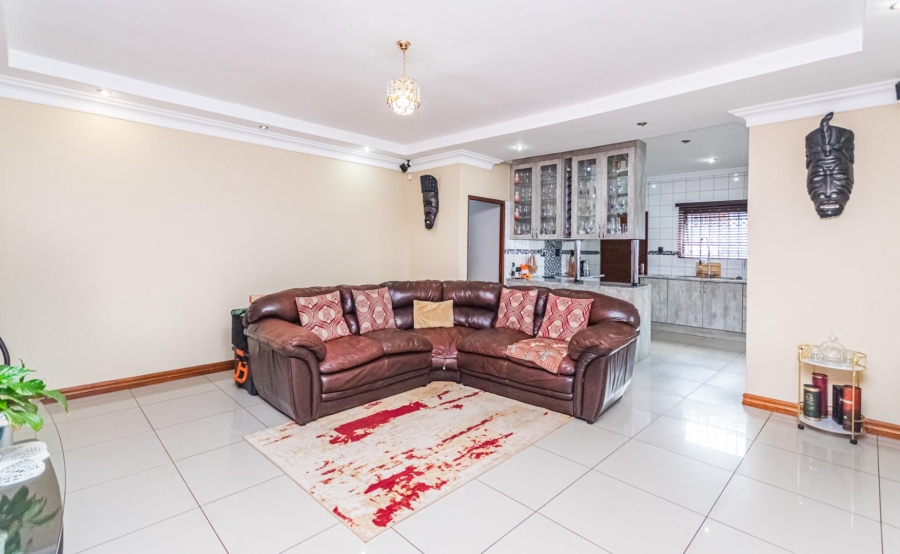 3 Bedroom Property for Sale in Protea Glen Gauteng