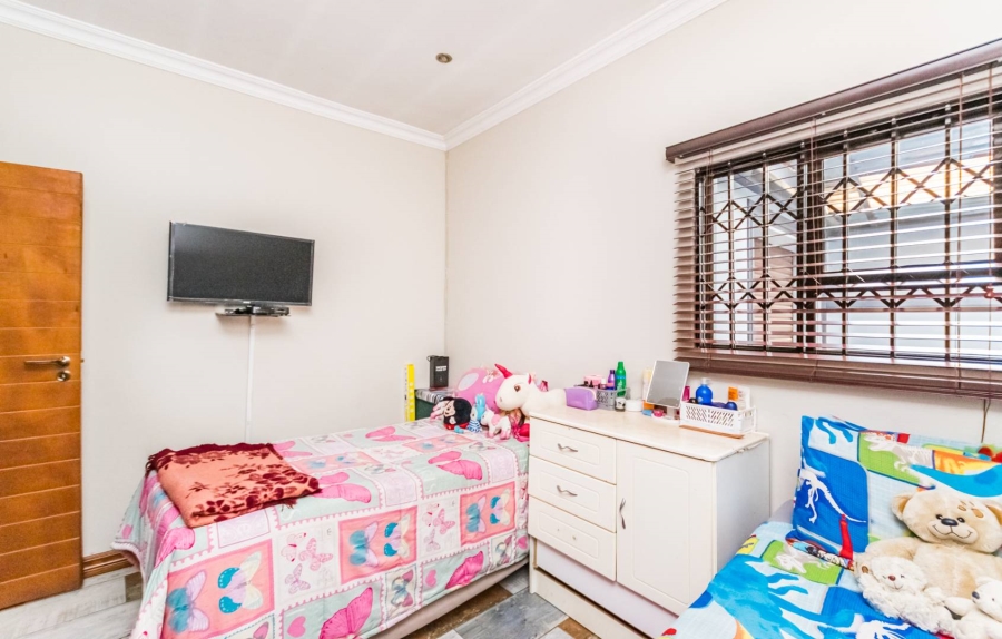 3 Bedroom Property for Sale in Protea Glen Gauteng