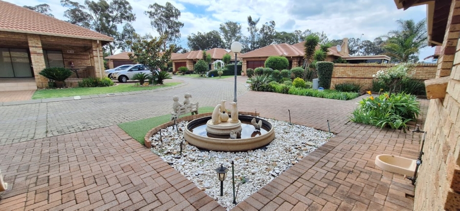 3 Bedroom Property for Sale in New Market Gauteng