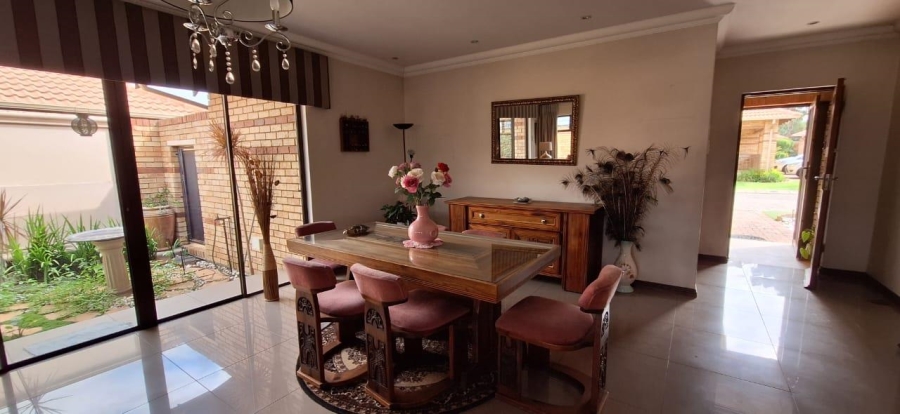 3 Bedroom Property for Sale in New Market Gauteng