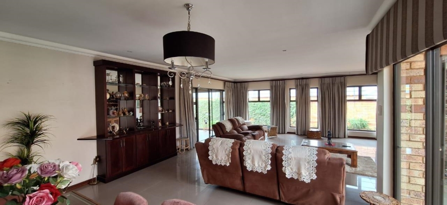 3 Bedroom Property for Sale in New Market Gauteng
