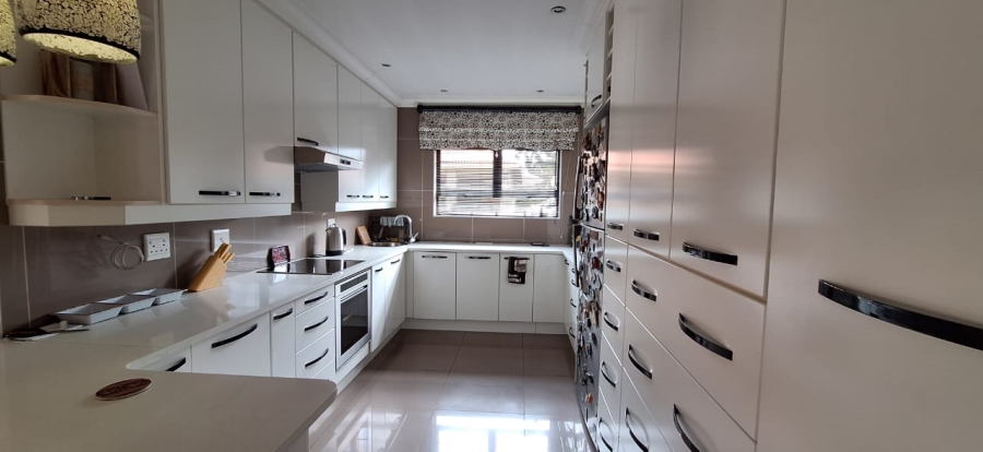 3 Bedroom Property for Sale in New Market Gauteng