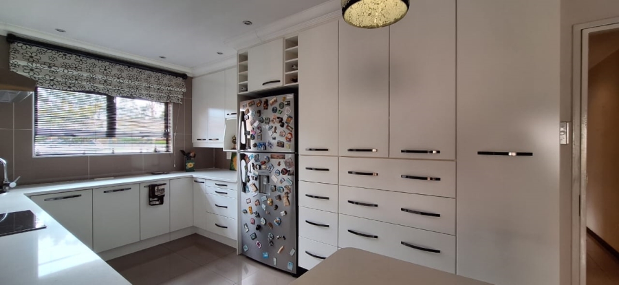 3 Bedroom Property for Sale in New Market Gauteng