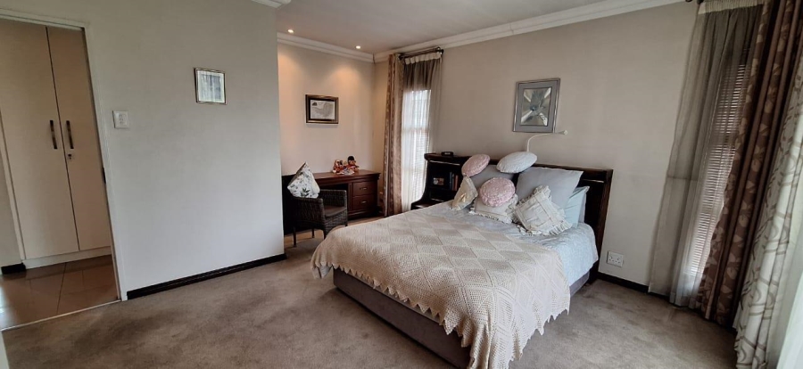 3 Bedroom Property for Sale in New Market Gauteng