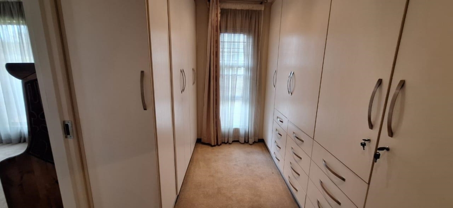 3 Bedroom Property for Sale in New Market Gauteng