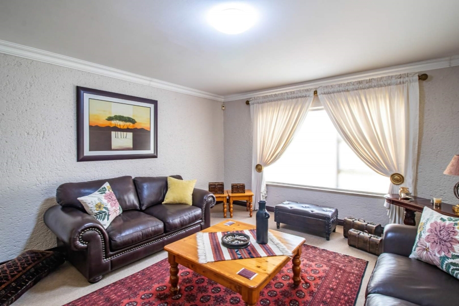 3 Bedroom Property for Sale in Glenvista Gauteng