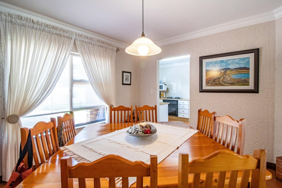 3 Bedroom Property for Sale in Glenvista Gauteng