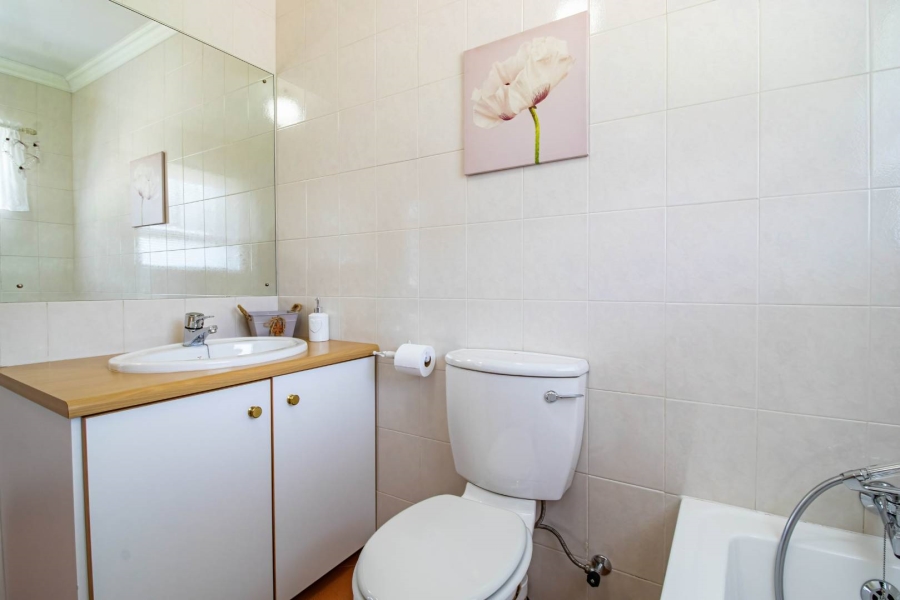 3 Bedroom Property for Sale in Glenvista Gauteng