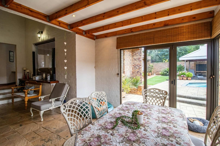 3 Bedroom Property for Sale in Glenvista Gauteng