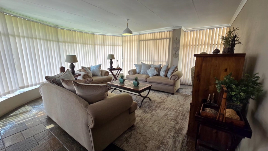 4 Bedroom Property for Sale in South Crest Gauteng