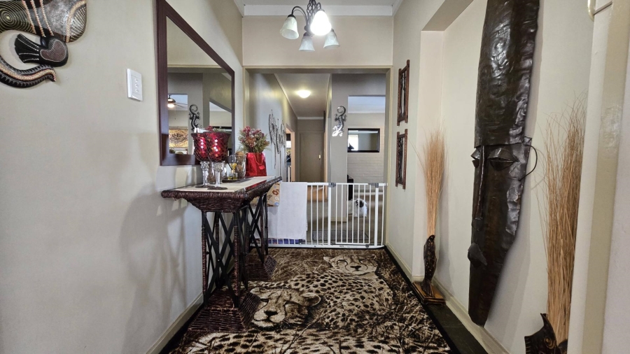 4 Bedroom Property for Sale in South Crest Gauteng