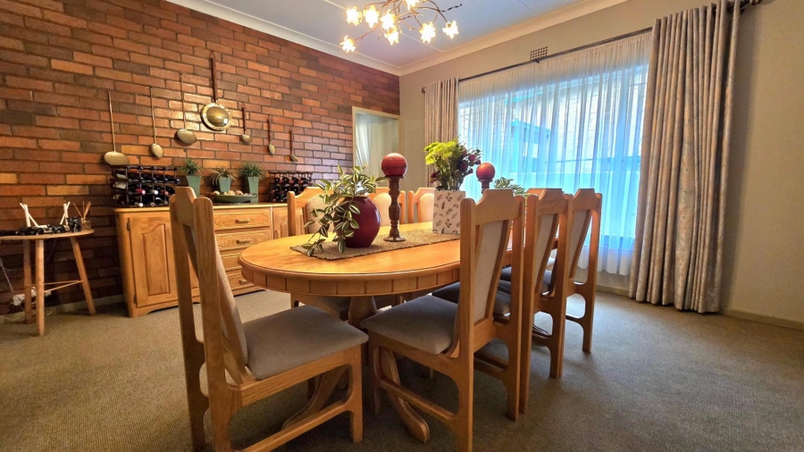 4 Bedroom Property for Sale in South Crest Gauteng