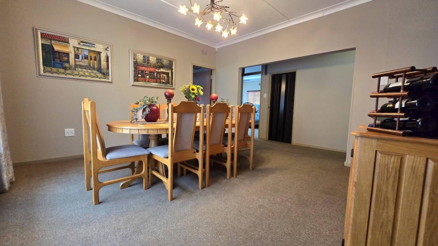 4 Bedroom Property for Sale in South Crest Gauteng