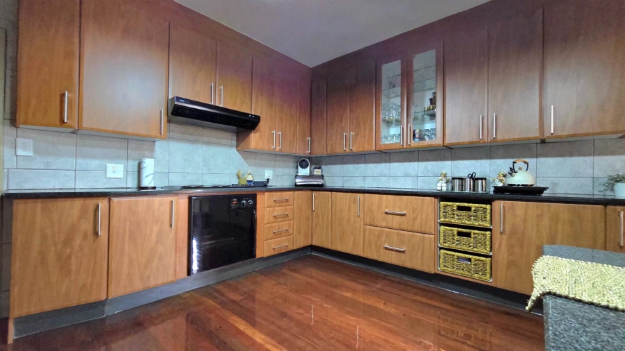 4 Bedroom Property for Sale in South Crest Gauteng