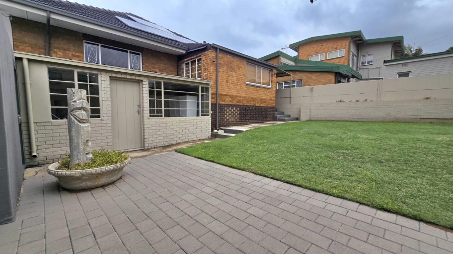 4 Bedroom Property for Sale in South Crest Gauteng