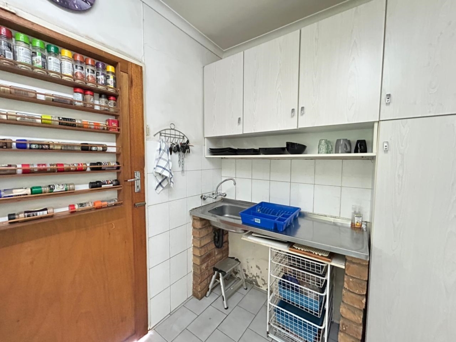 4 Bedroom Property for Sale in Beyerspark Gauteng