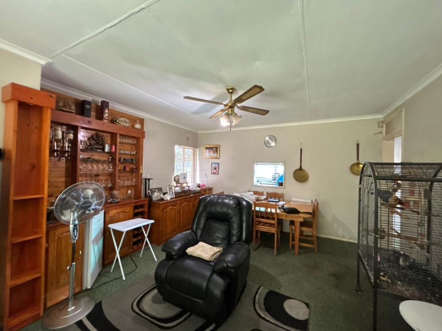 4 Bedroom Property for Sale in Beyerspark Gauteng