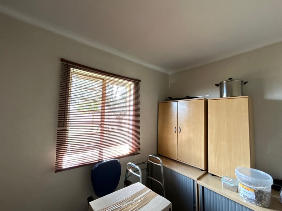 4 Bedroom Property for Sale in Beyerspark Gauteng