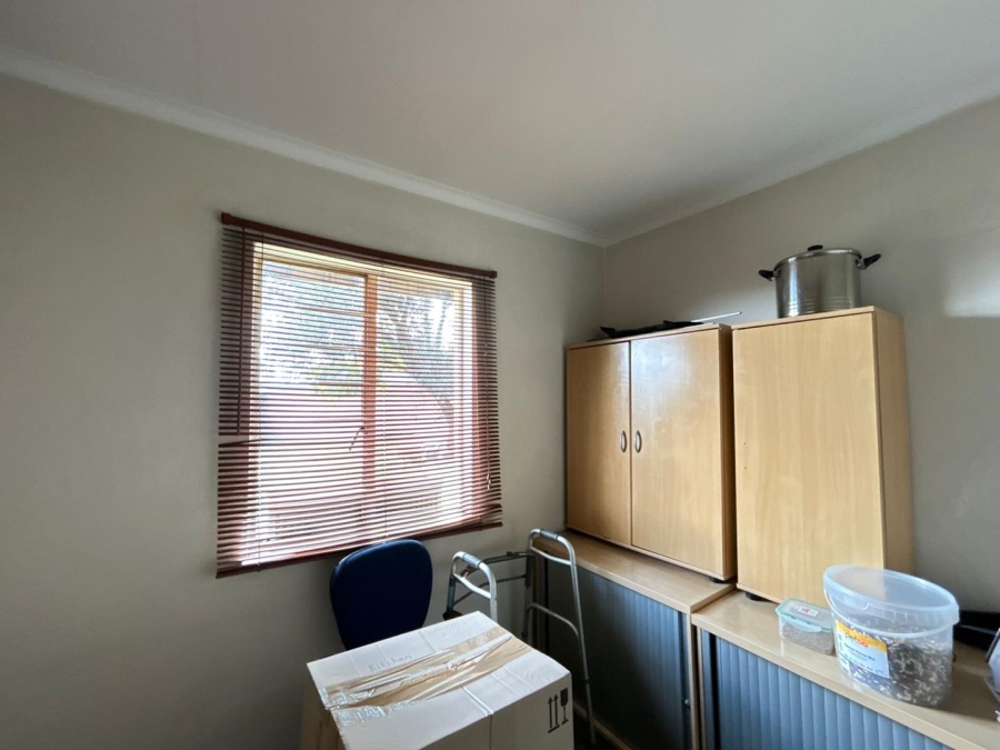 4 Bedroom Property for Sale in Beyerspark Gauteng