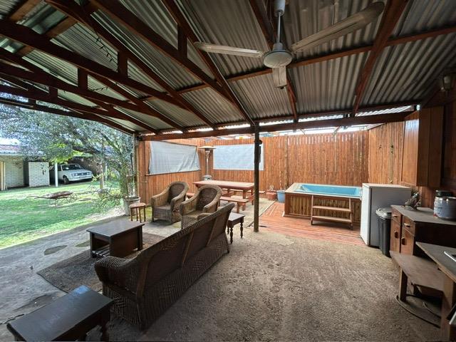 4 Bedroom Property for Sale in Beyerspark Gauteng