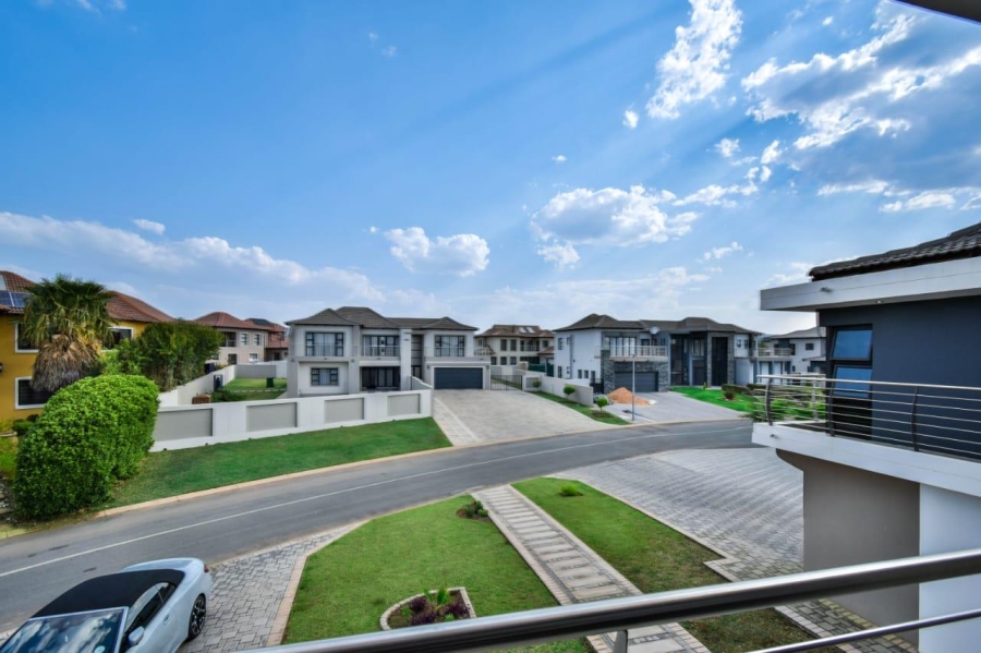 6 Bedroom Property for Sale in Savannah Country Estate Gauteng